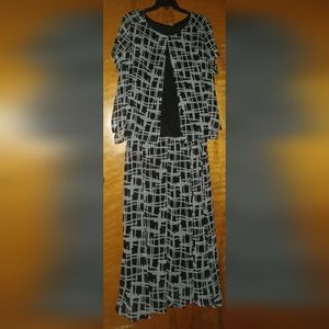 Southern Lady 2 Piece Black White Abstract Patterned Skirt & Blouse